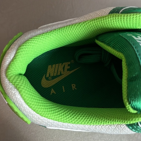 Nike Air Max 90 St. Patrick's Day 2021 Sneakers - Picture 12 of 13